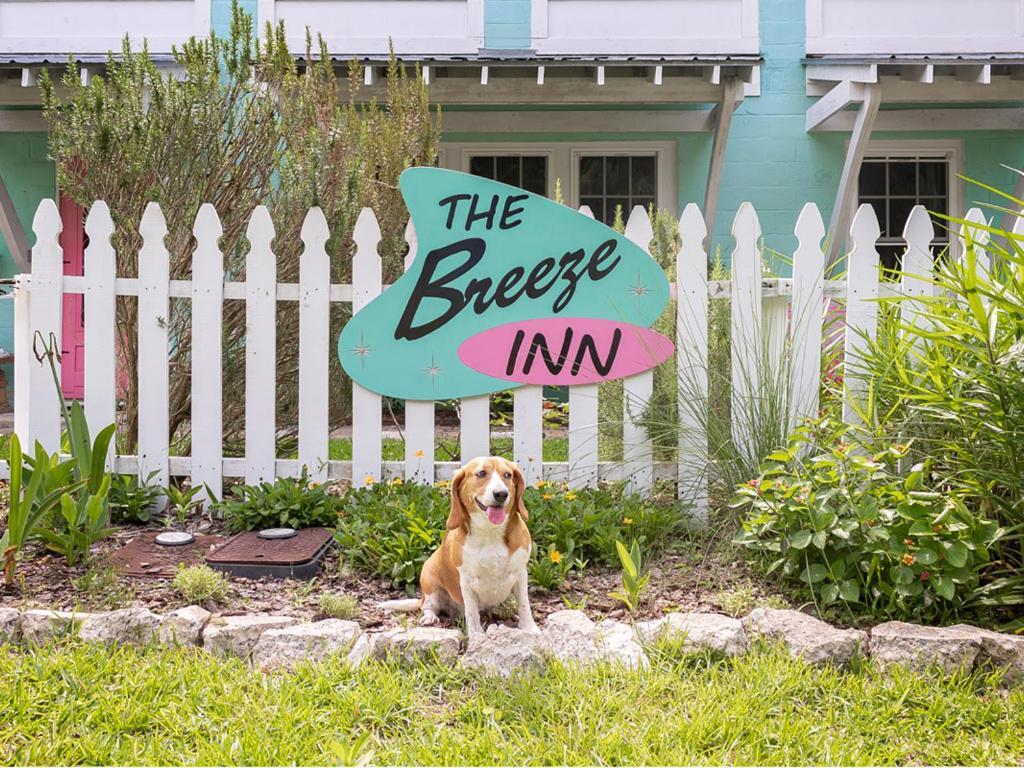Breeze Inn 泰比岛 外观 照片